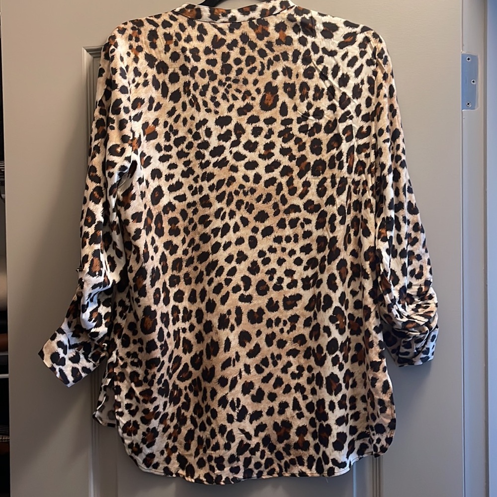 Zara Button Up - Picture 2 of 4